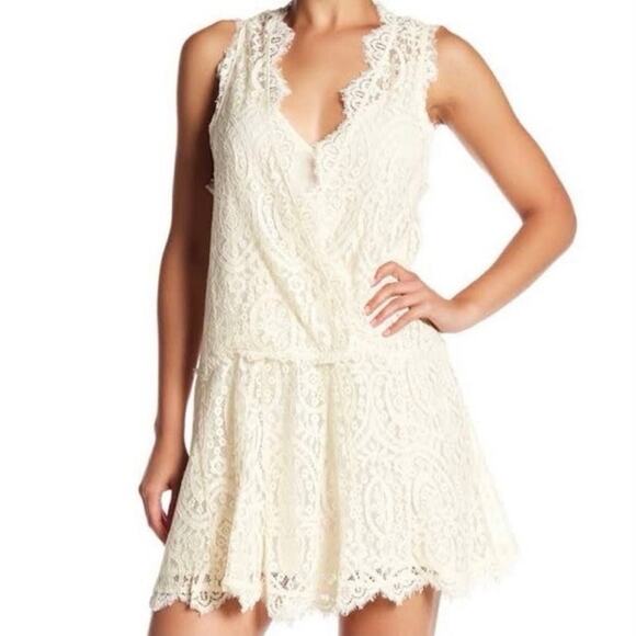 Free People Ivory Heart In Two Relaxed V Neck Lace Fairy Mini Dress Size XS - Picture 1 of 6